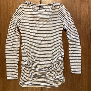 Pea in the Pod maternity top